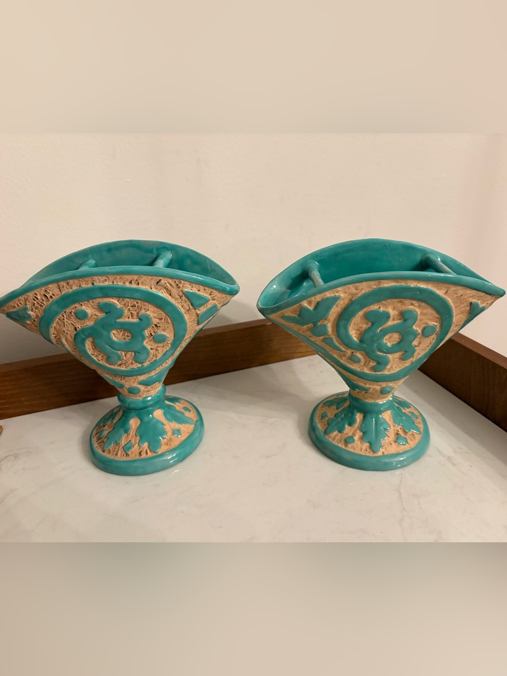 Sgraffito Fan Vases. 1960’s MCM in Teal and Beige Color. Set of 2.